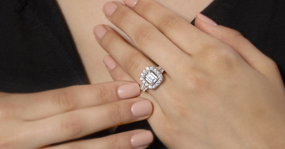 Engagement Rings 101: A Look At The Solitaire Engagement Ring