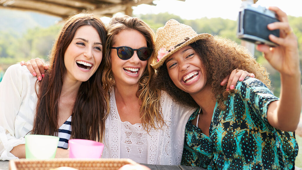 4 Tips for Spending More Quality Time with Your Friends