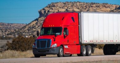 Best Practices in Tracking Trucking Freight Shipments