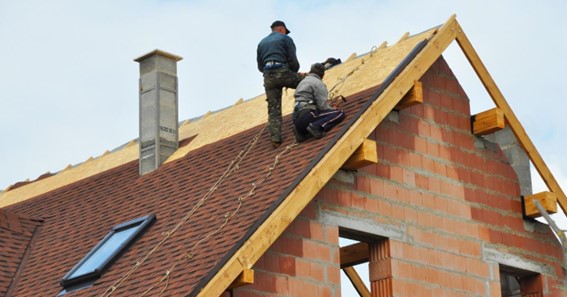 How to Choose the Best Residential and Commercial Roofing Services